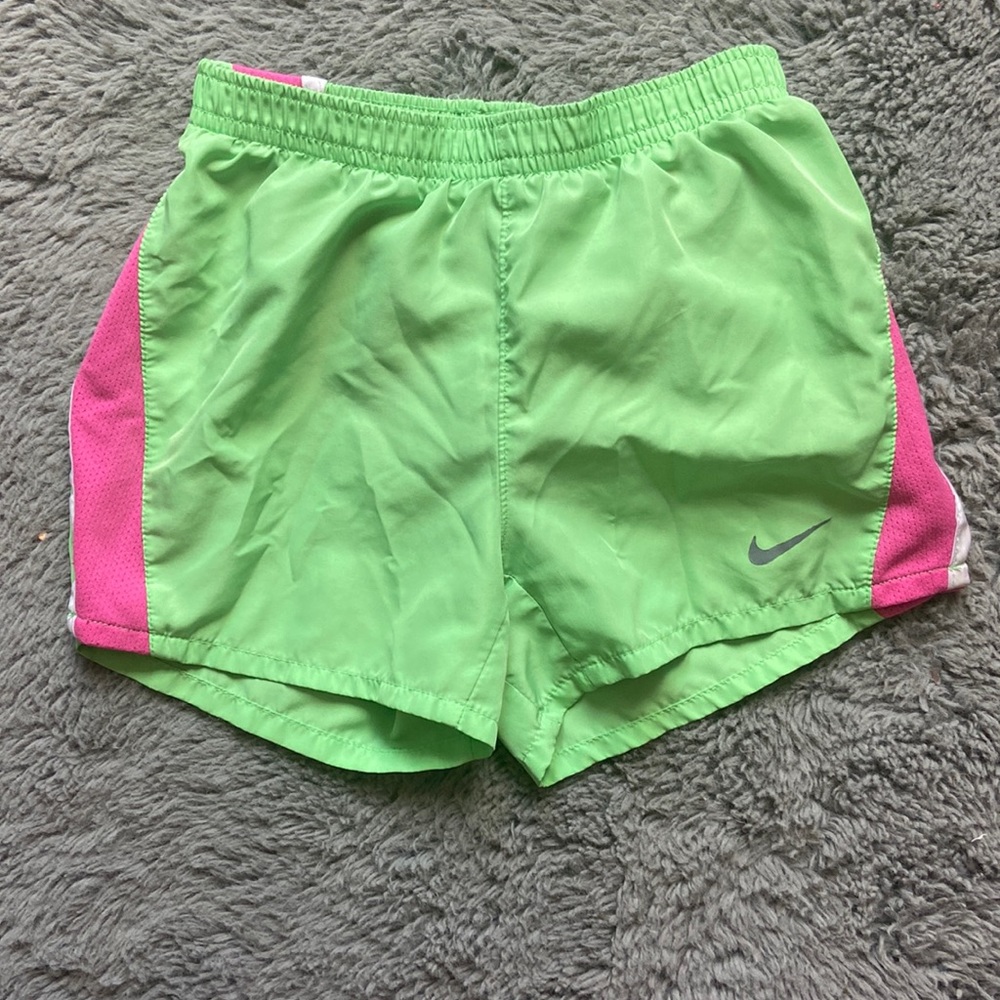 girls nike shorts